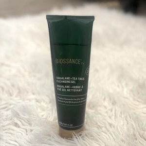 SQUALANE + TEA TREE CLEANSING GEL